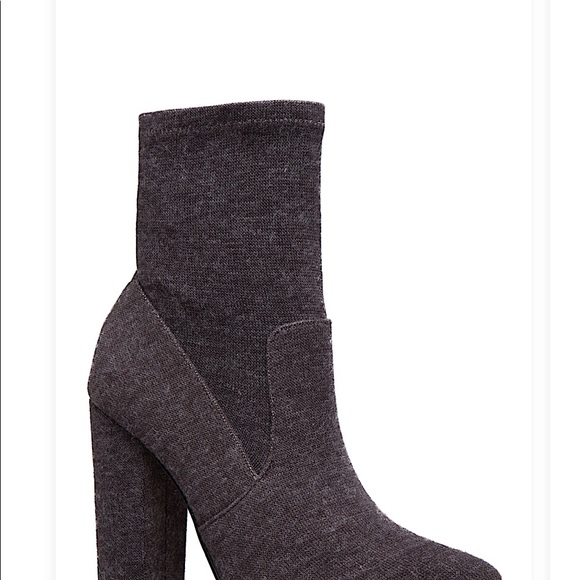 Heeled booties brand new - Picture 3 of 6